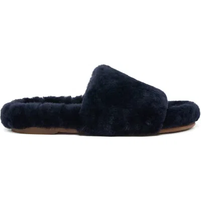 Grace Women's Cali Slipper In Navy Shearling