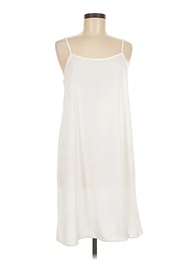 Pre-owned Gracia Casual Dress In White