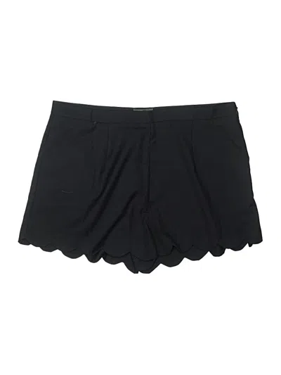 Pre-owned Gracia Shorts In Black