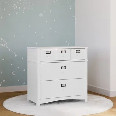 Graco Clara 3 Drawer Customizable Chest In White