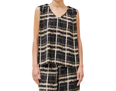 Grade & Gather Pleated Print Top In Black