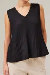 Grade & Gather Pleated V-neck Blouse In Black In Black