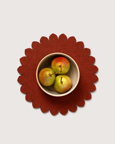 Graf & Lantz Crest Merino Wool 12" Trivet In Burgundy
