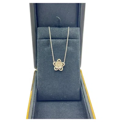 Pre-owned Graff 18k White Gold Mini Wild Flower Double Diamond Pendant Necklace