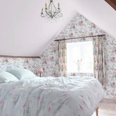 Graham & Brown Shabby Elegance By Rachel Ashwell Wild Flower Wallpaper In White
