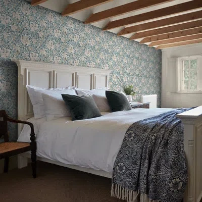 Graham & Brown William Morris Honeysuckle Verde Wallpaper In Blue