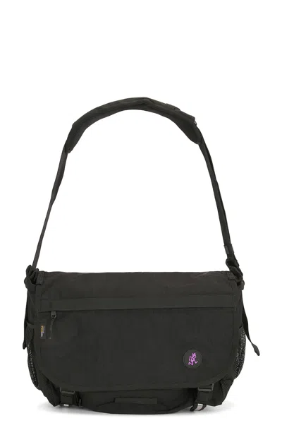 Gramicci Messenger Bag In Black