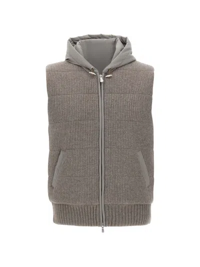 Gran Sasso Quilted Hooded Gilet In Gray