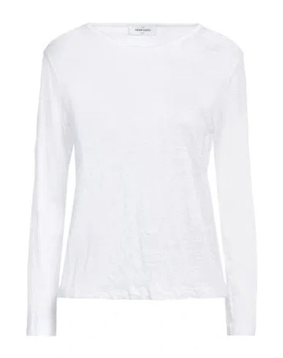 Gran Sasso Woman T-shirt White Size 12 Linen