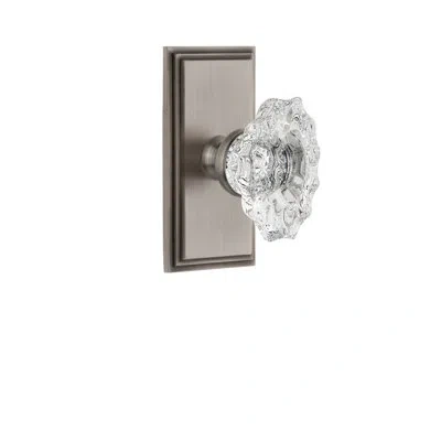Grandeur Carré Plate Privacy With Biarritz Crystal Door Knob In Antique Pewter