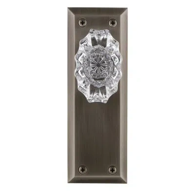 Grandeur Fifth Avenue Plate Privacy With Biarritz Crystal Door Knob In Antique Pewter