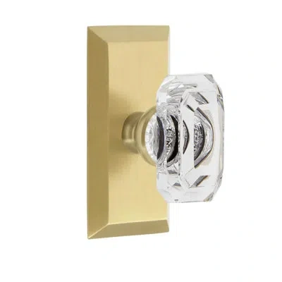 Grandeur Fifth Avenue Short Plate With Baguette Crystal Knob In Satin Brass