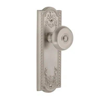 Grandeur Parthenon Plate Privacy With Bouton Door Knob In Satin Nickel