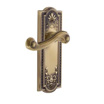 Grandeur Parthenon Plate Privacy With Newport Lever In Vintage Brass