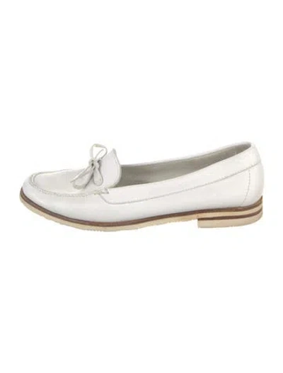 Pre-owned Gravati Leather Loafers In White