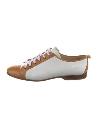 Pre-owned Gravati Leather Oxfords In White