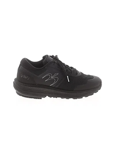 Pre-owned Gravity Defyer Sneakers In Black