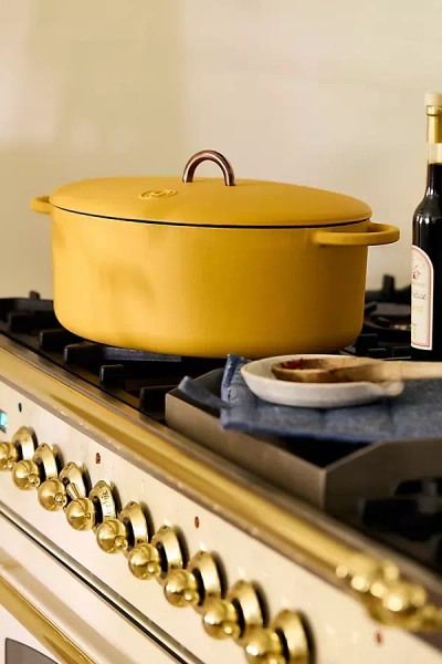 Great Jones 6.75 Qt The Dutchess Dutch Oven In Yellow