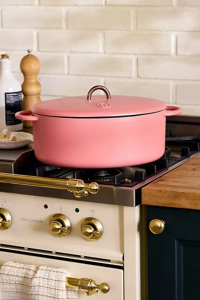 Great Jones 6.75 Qt The Dutchess Dutch Oven In Pink