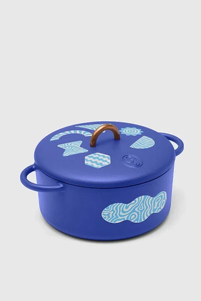 Great Jones X Zander Schlacter Dutch Baby Cast Iron Dutch Oven In Blueberry At Urban Outfitters