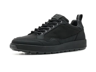 Greats Ravine In Black