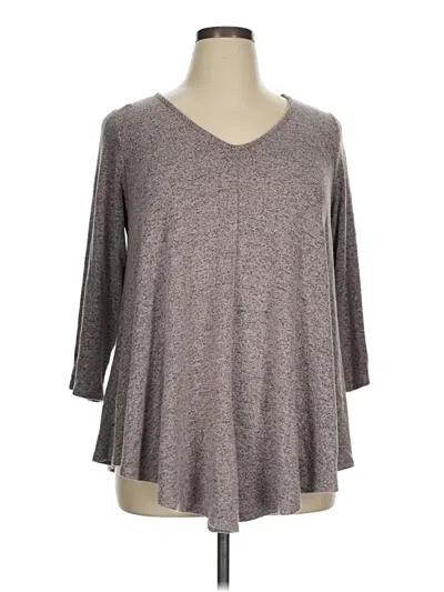 Pre-owned Green Envelope 3/4 Sleeve T-shirt In Gray