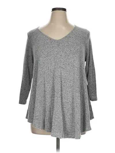 Pre-owned Green Envelope 3/4 Sleeve T-shirt In Gray