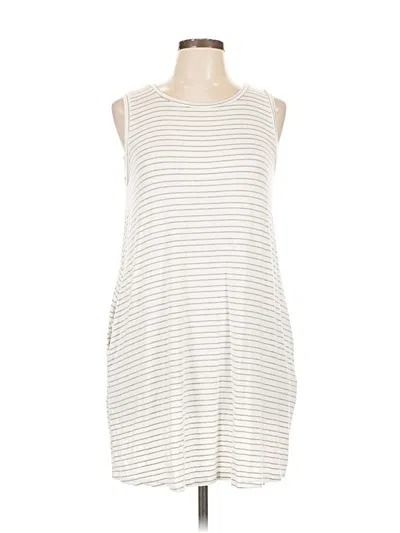 Pre-owned Green Envelope Sleeveless T-shirt In White