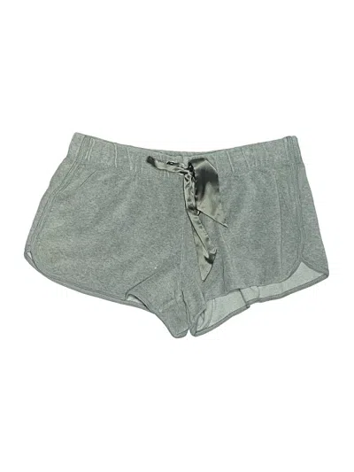 Pre-owned Green Tea Shorts In Gray