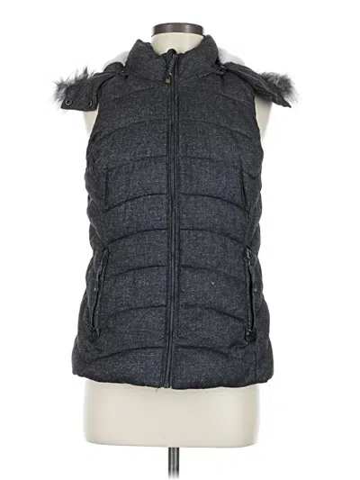 Pre-owned Green Tea Vest In Gray