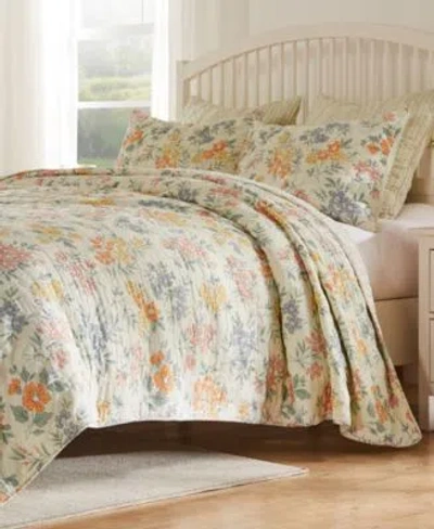 Greenland Home Fashions Chloe Modern Floral Quilt Set In Pastel