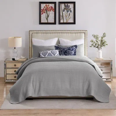 Greenland Home Fashions Cosmo 3-piece Queen Size Gray Coverlet Set, 90x90 Inch