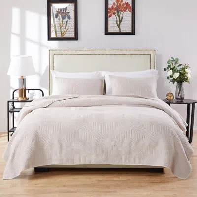Greenland Home Fashions Parker Linen 3-piece Queen Size Quilt Set 90x90 + 20x26 (2) In White