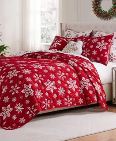 Greenland Home Fashions Snowflakes Holiday Matelasse Coverlet Sets In Red
