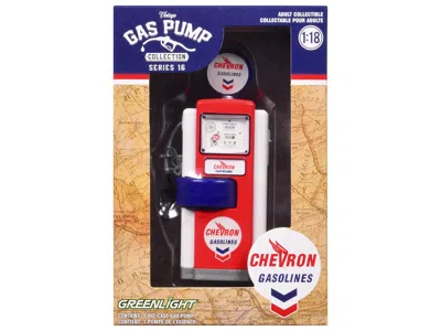 Greenlight 1948 Wayne 100-a Gas Pump "chevron" Red And White "vintage Gas Pumps" Series 16 1/18 Diecast Replica In Multi