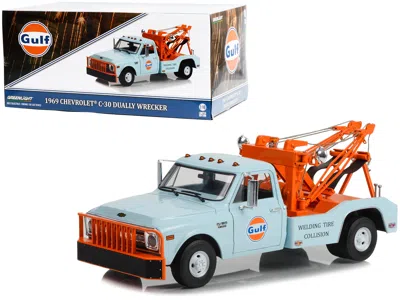 Greenlight 1969 Chevrolet C-30 Dually Wrecker Tow Truck "gulf Oil Welding Tire Collision" Light Blue With Orang