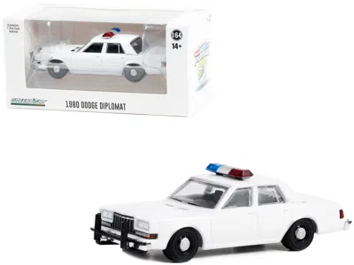 Greenlight 1980-1989 Dodge Diplomat Police Unmarked White With Light Bar "hot Pursuit" "hobby Exclusive" Series