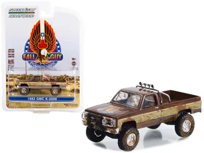 Greenlight 1982 Gmc K-2500 Sierra Grande Pickup Truck Brown And Gold (dirty Version) "fall Guy Stuntman Associa