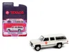 Greenlight 1990 Chevrolet Suburban "texaco" Cream And White "texaco Special Edition" Series 1 1/64 Diecast Mode In White