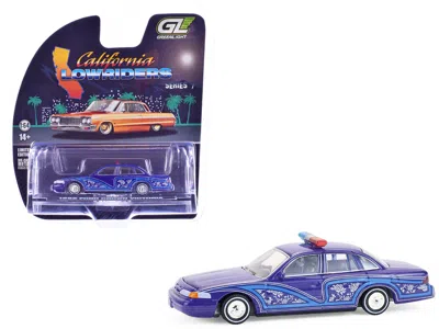 Greenlight 1992 Ford Crown Victoria Lowrider Blue With Graphics And Lightbar "california Lowriders" Series 7 1/