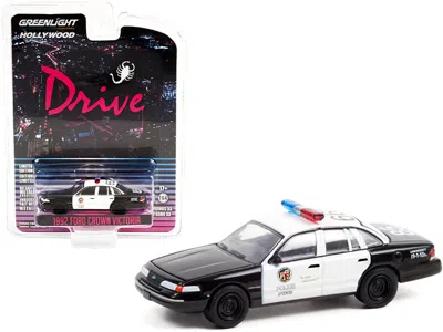 Greenlight 1992 Ford Crown Victoria Police Interceptor Black And White "los Angeles Police Department" (lapd) "