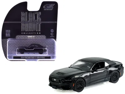 Greenlight 2024 Ford Mustang Gt Convertible Black "black Bandit" Series 31 1/64 Diecast Model Car By
