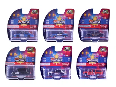 Greenlight Hot Pursuit - Canada Special Edition Set Of 6 Police Cars 1/64 Diecast Model Cars By  In Multi