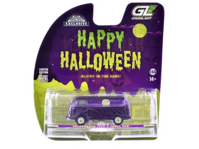 Greenlight Volkswagen Type 2 Panel Van "halloween 2025 - Spooky Night" Black And Purple With "glow In The Dark"