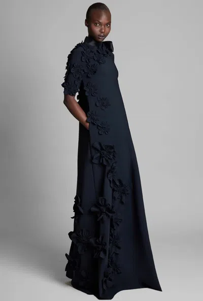 Greta Constantine Rembrandt Floral Short Sleeve Gown In Blue