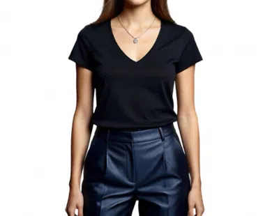 Greyson Clothiers Alula Short Sleeve V-neck T-shirt In Black