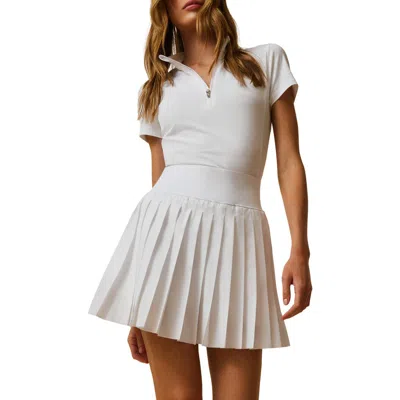 Greyson Halley Quarter Zip Top In Neutral