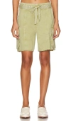 Grlfrnd Slouchy Utility Twill Short In 浅橄榄色