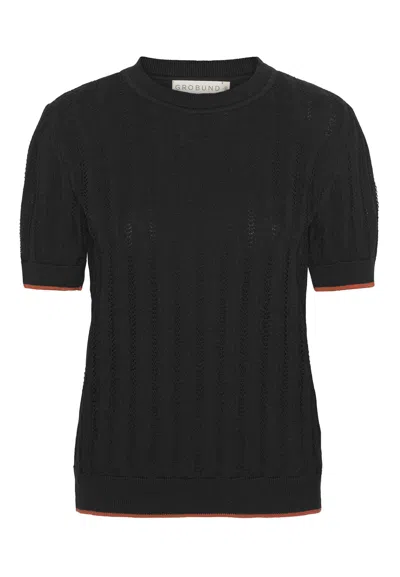 Grobund Women's  Almine Tee - The Black One With Contrast