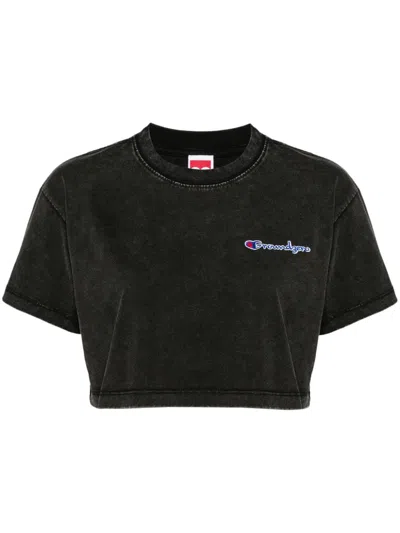 GROUND ZERO LOGO-PATCH CROPPED T-SHIRT
